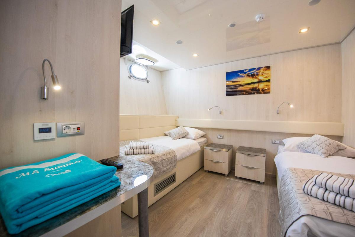 Sum-Cabins Standard (25)