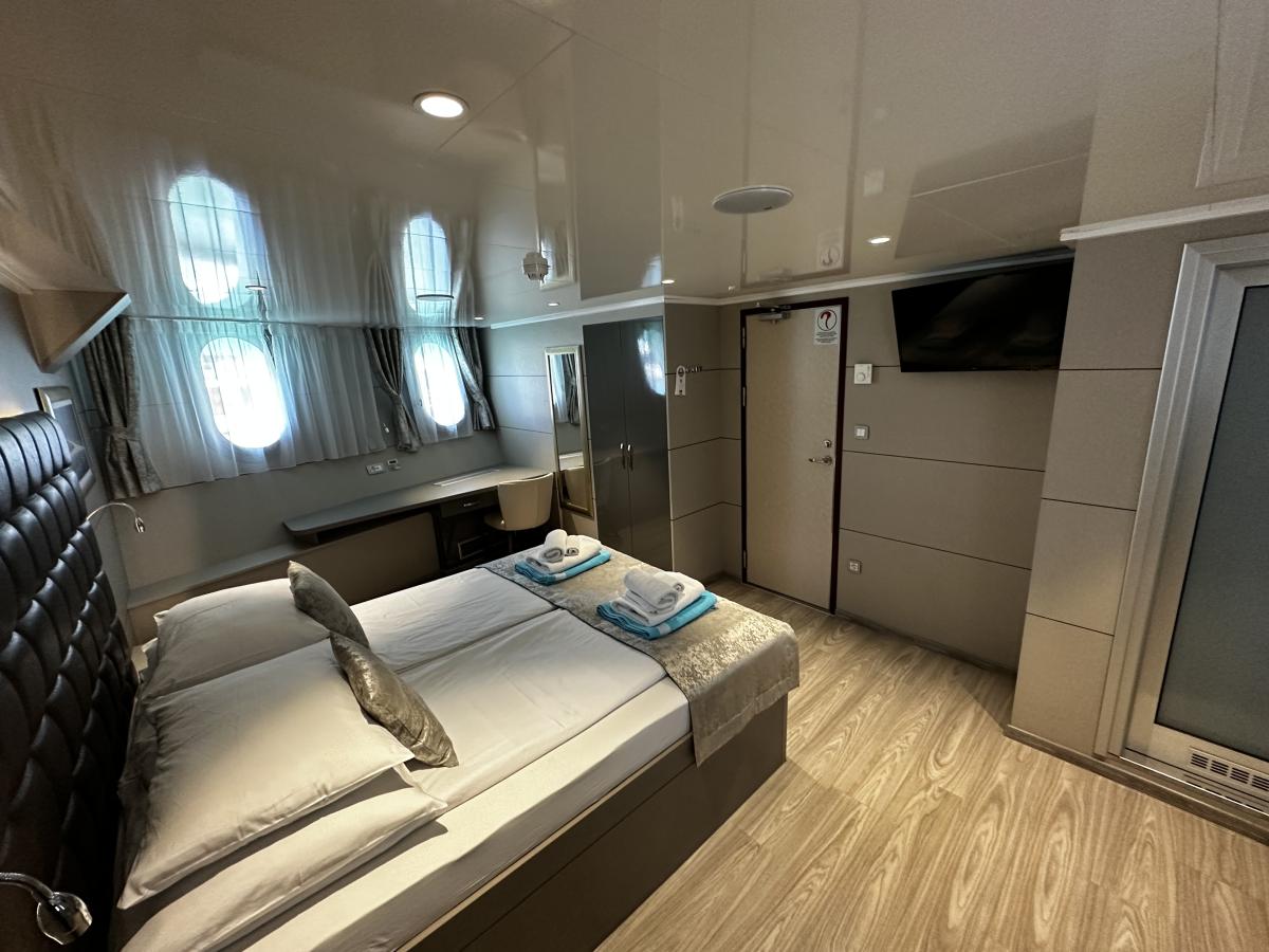 Ambassador-kab.-17-VIPI-14-10-002