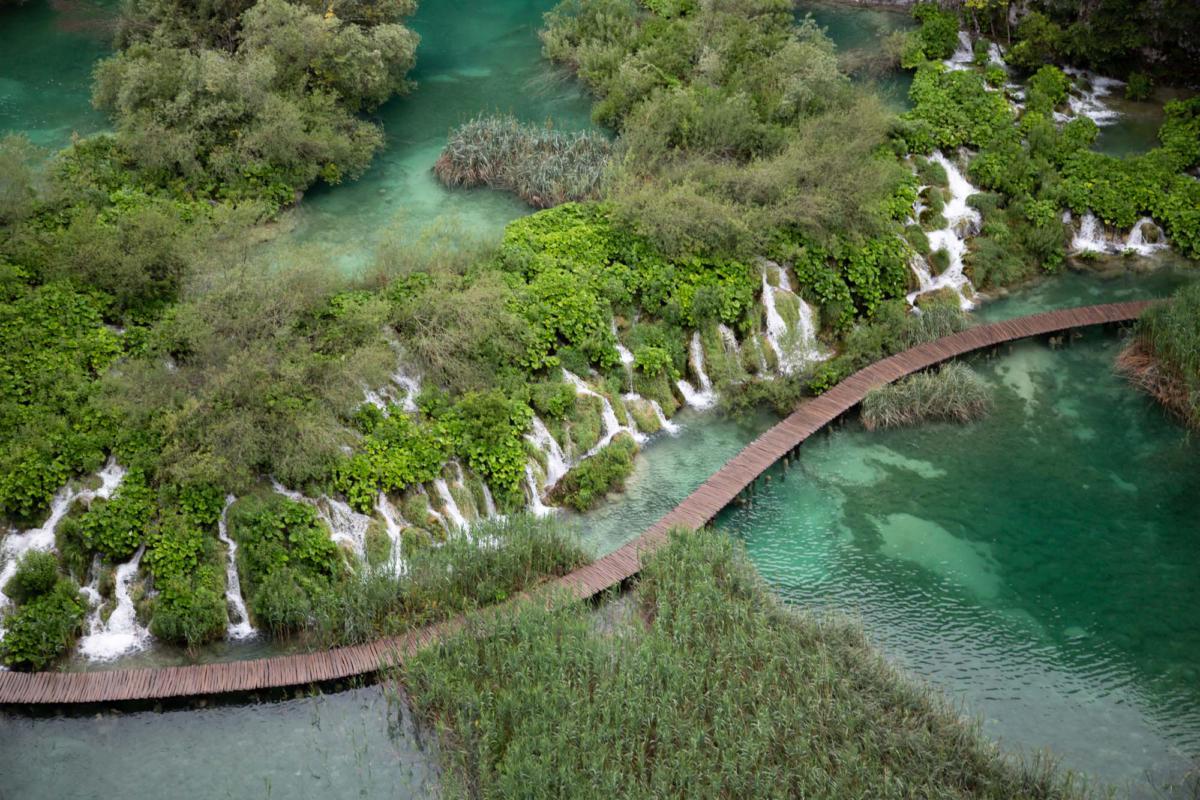 Plitvi‰?e,Lakes,National,Park,Is,A,295-sq.-km,Forest,Reserve,In