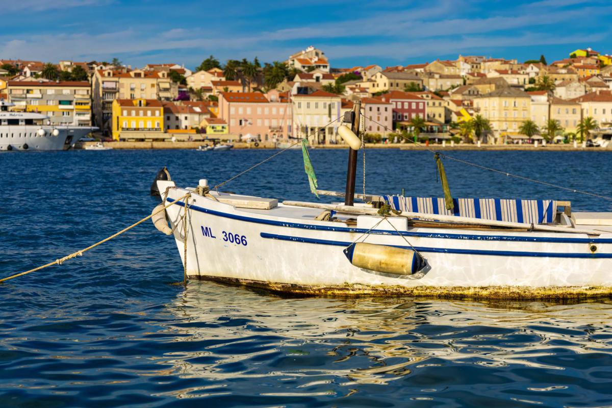 Traditional,Fishing,Boat,In,Mali,Losinj,Town,On,Losinj,Island,